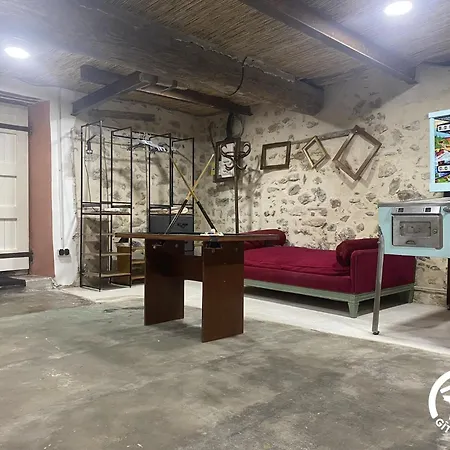 La P'tite Maison D'eve Angeline *